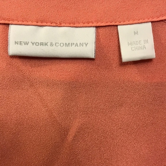 3/$25 New York & Company Ruffle  Blush Pink Top - Picture 6 of 6